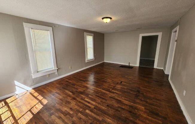 Welcome home to 3716 Marion, North Little Rock, updated, for rent *Move in Special - $0 Deposit option* - Please read the full description*