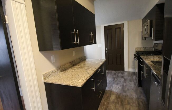 1 bed, 1 bath, 600 sqft, $1,175