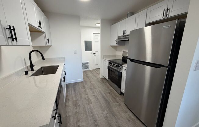 1 bed, 1 bath, 730 sqft, $1,275, Unit 18-25