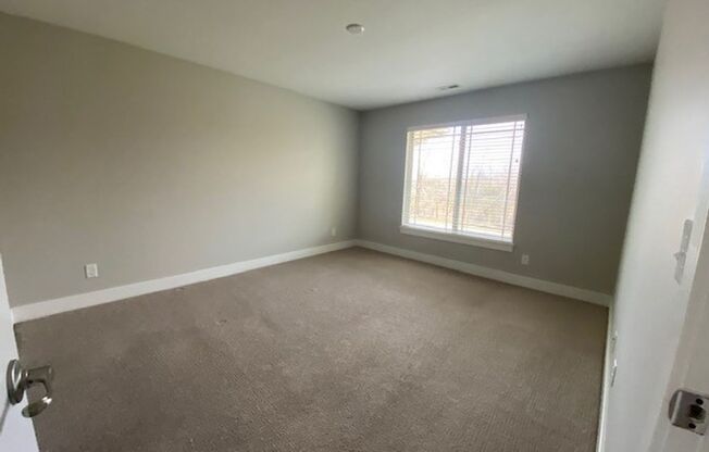 2 beds, 2 baths, 1,284 sqft, $2,171, Unit 2105-201