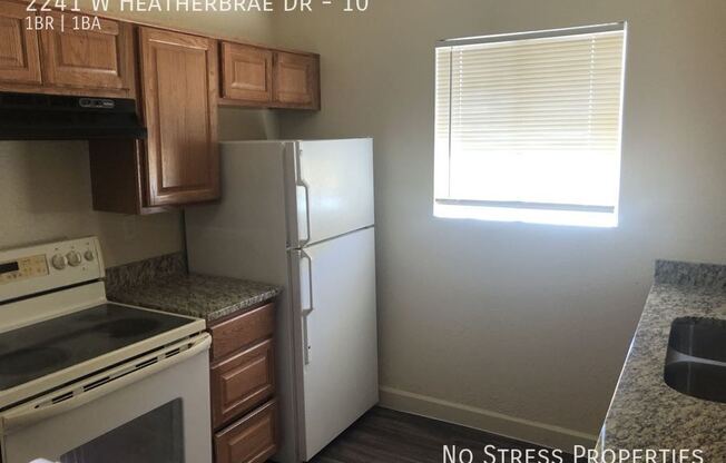 2241 W HEATHERBRAE DR