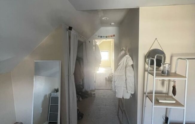 5 beds, 2 baths, $3,250, Unit 624 Smith #3