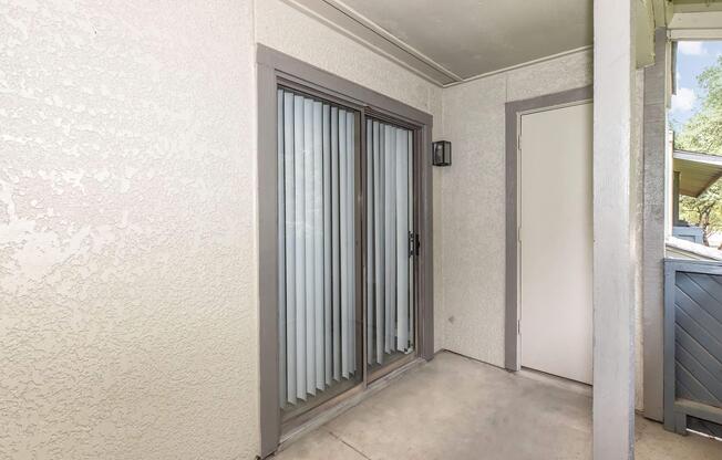1 bed, 1 bath, 609 sqft, $799