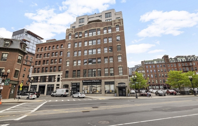 1 bed, 1 bath, 778 sqft, $3,789, Unit 707