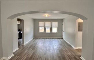 2 beds, 1 bath, 1,000 sqft, $995, Unit 1739 Central Ave - Unit 2F