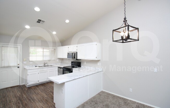 3 beds, 2 baths, 1,261 sqft, $1,775, Unit 1026