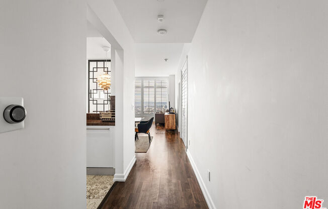 1 bed, 2 baths, 1,120 sqft, $6,000, Unit 36F