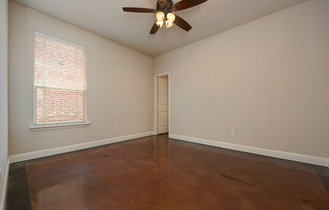 4 Bedroom 3 Bath, Walking distance to TCU Campus, Free Monthly Light Housekeeping