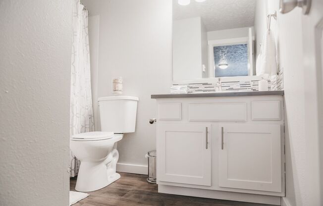 3 beds, 2 baths, 1,250 sqft, $1,695, Unit A101