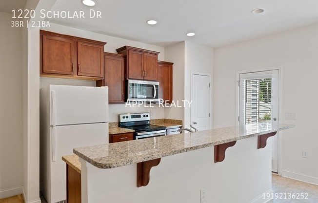 1220 SCHOLAR DR