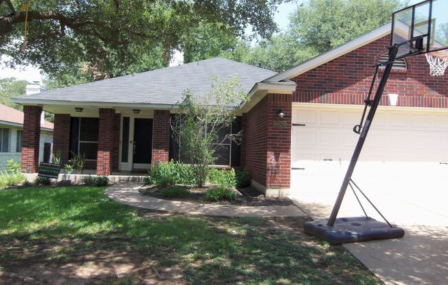 Nice family home is NW Austin