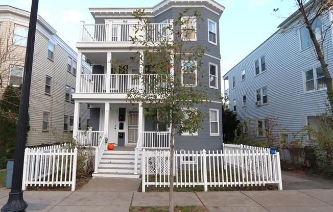 344 346 HYDE PARK AVE