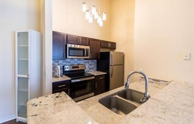 2 beds, 2 baths, $1,550