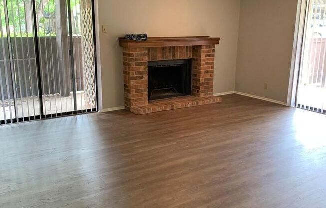 2 Bedroom 2 Bath Condo near Medical Center