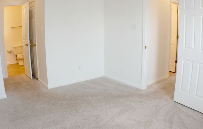 2 beds, 2 baths, 1,033 sqft, $1,499, Unit 12-12305