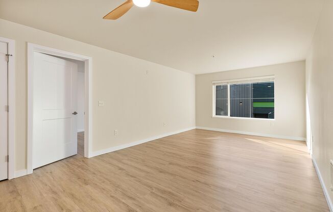 1 bed, 1 bath, 593 sqft, $1,895, Unit 305