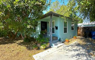 Charming 3-Bedroom, 2-Bath Home in Serene Lake Balboa!