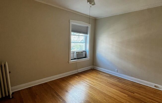 1 bed, 1 bath, 850 sqft, $1,600, Unit 4400-23