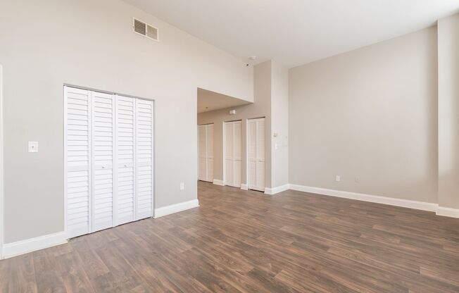 Studio, 1 bath, 549 sqft, $1,006, Unit A-101