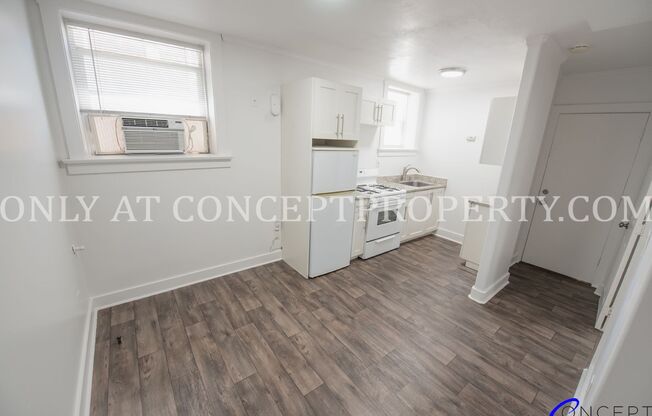 Studio, 1 bath, 200 sqft, $799, Unit 07 Studio-R