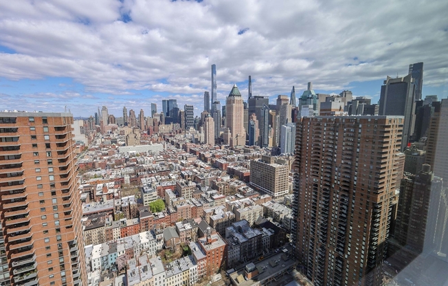 1 bed, 1 bath, $7,250, Unit 44Q