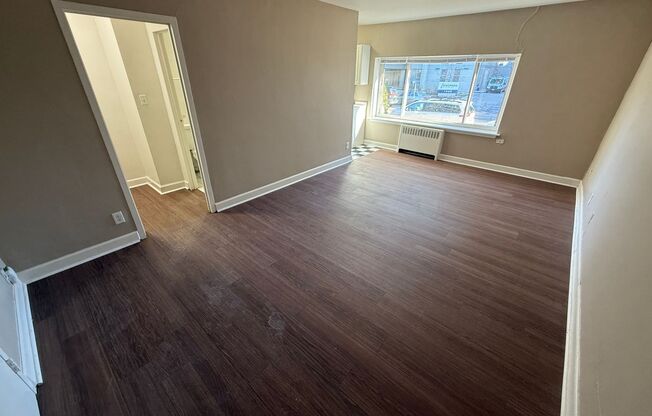 Studio, 1 bath, 400 sqft, $895, Unit #118