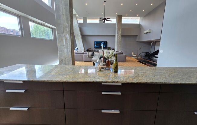 3 beds, 2.5 baths, 2,375 sqft, $4,995, Unit 1B