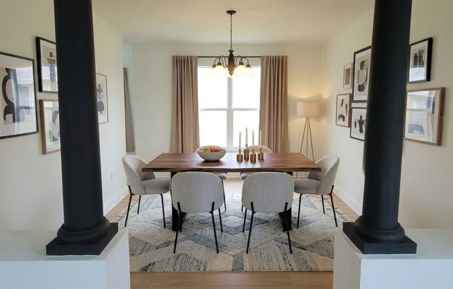 Spacious 4 bedroom 2.5 bathroom with loft in Poinciana!