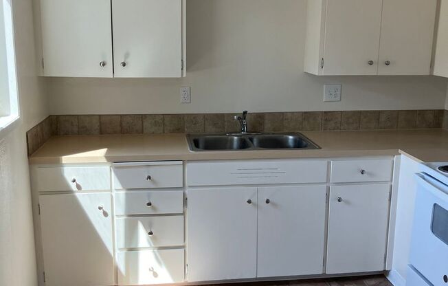Centrally Located Fort Vancouver Location