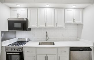 Venture on Maryland – Modern Living in Central Phoenix!