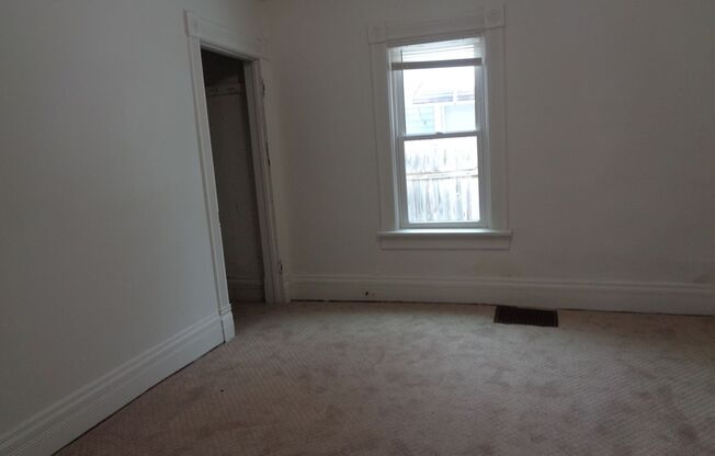 1435 S 9th Street