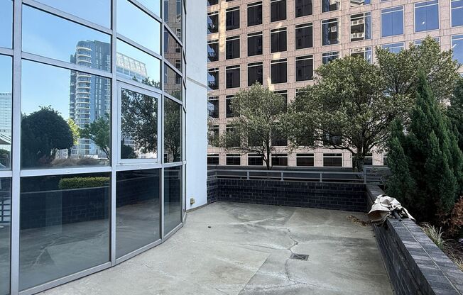 1 bed, 1 bath, $2,200, Unit UNIT 710