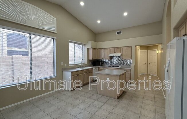 5434 W ST JOHN RD