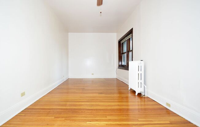 Studio, 1 bath, 375 sqft, $825, Unit 24 - 321