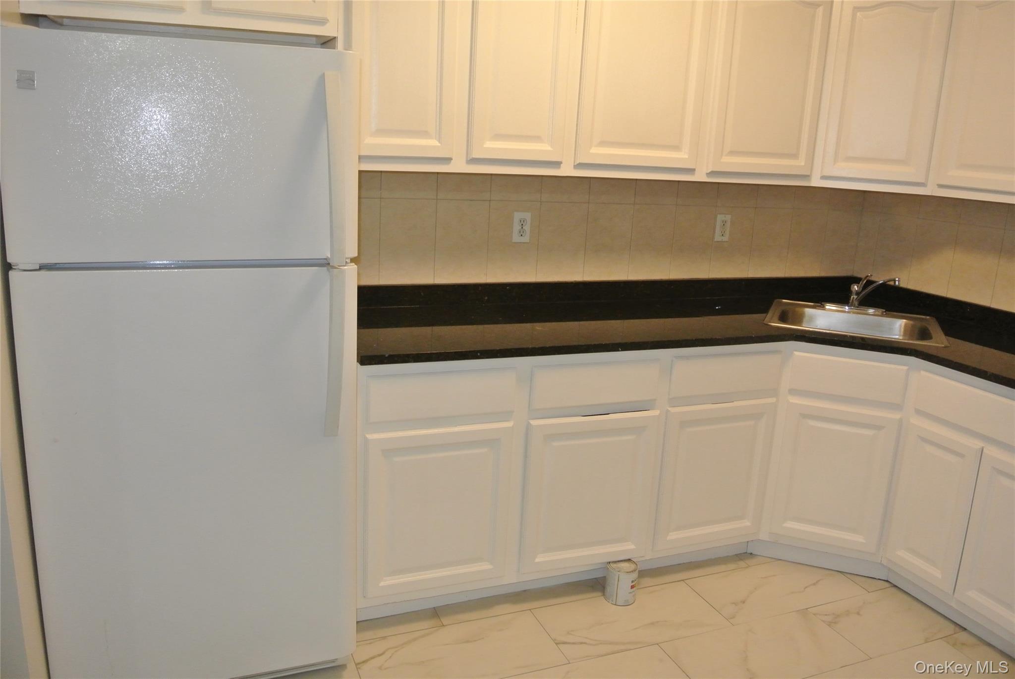 12 E 29 ST