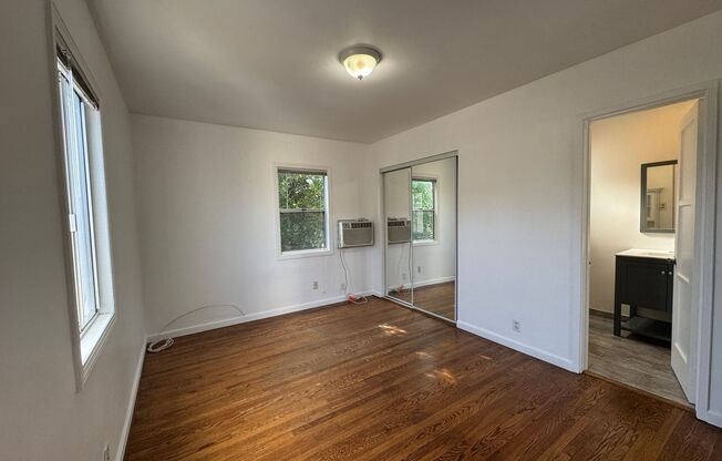 5179 Huntington Dr.
