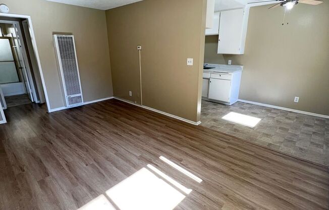 KORNBLUM 3 (Sunrise Apts)