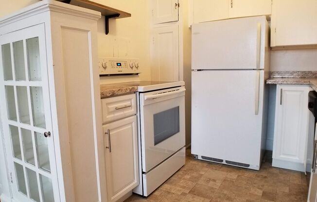 1 bed, 1 bath, 800 sqft, $1,385, Unit Apt. 3G