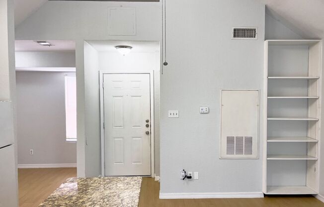 513 South Park Drive