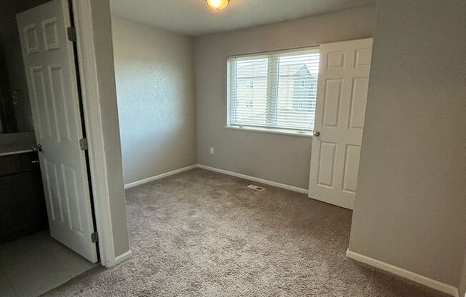 3 bedroom 3.5 bathroom for Rent!