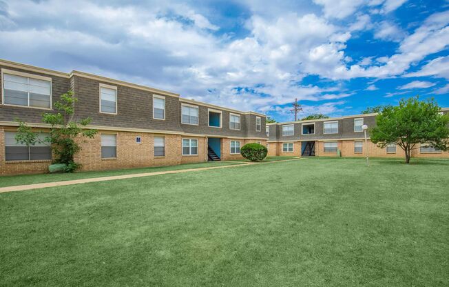 Lakeway Apartments