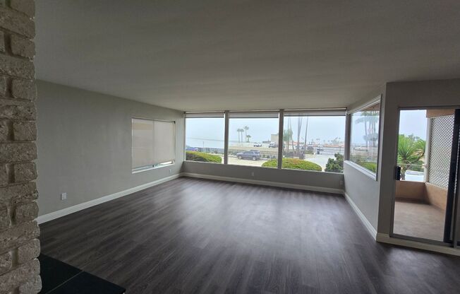 3 beds, 3 baths, 1,800 sqft, $7,689, Unit B