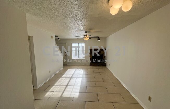 2-Story 2/1.5 in Garland For Rent!