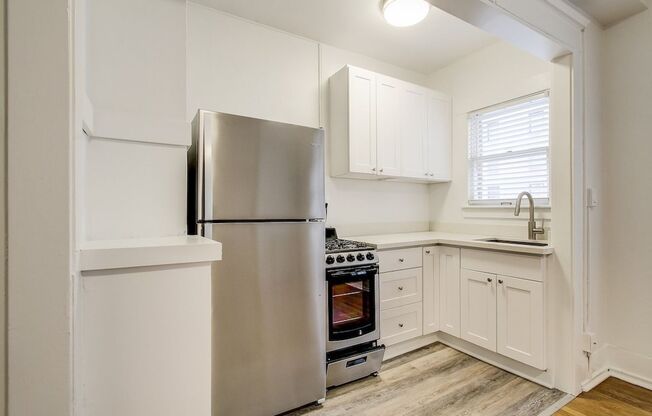 1 bed, 1 bath, 475 sqft, $1,595, Unit Unit 05