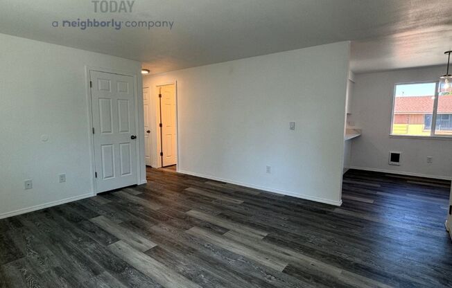 2 beds, 1 bath, 800 sqft, $1,950