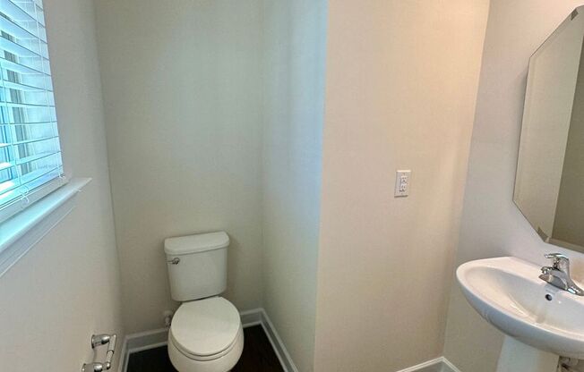 Spacious 3BR Townhouse in Berewick