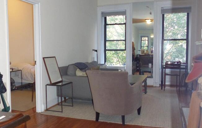 1 bed, 1 bath, $3,000, Unit 3A