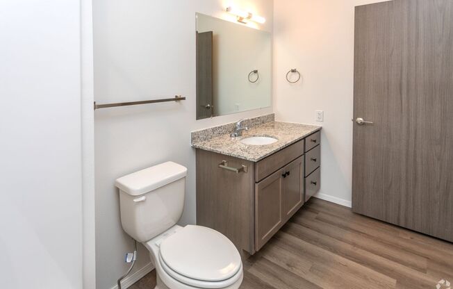 3 beds, 2 baths, 1,378 sqft, $1,915, Unit 337