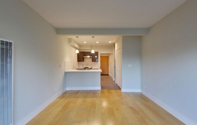 1127-1133 Kearny Street (1295r)