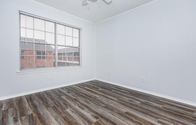2 beds, 1 bath, 850 sqft, $1,059